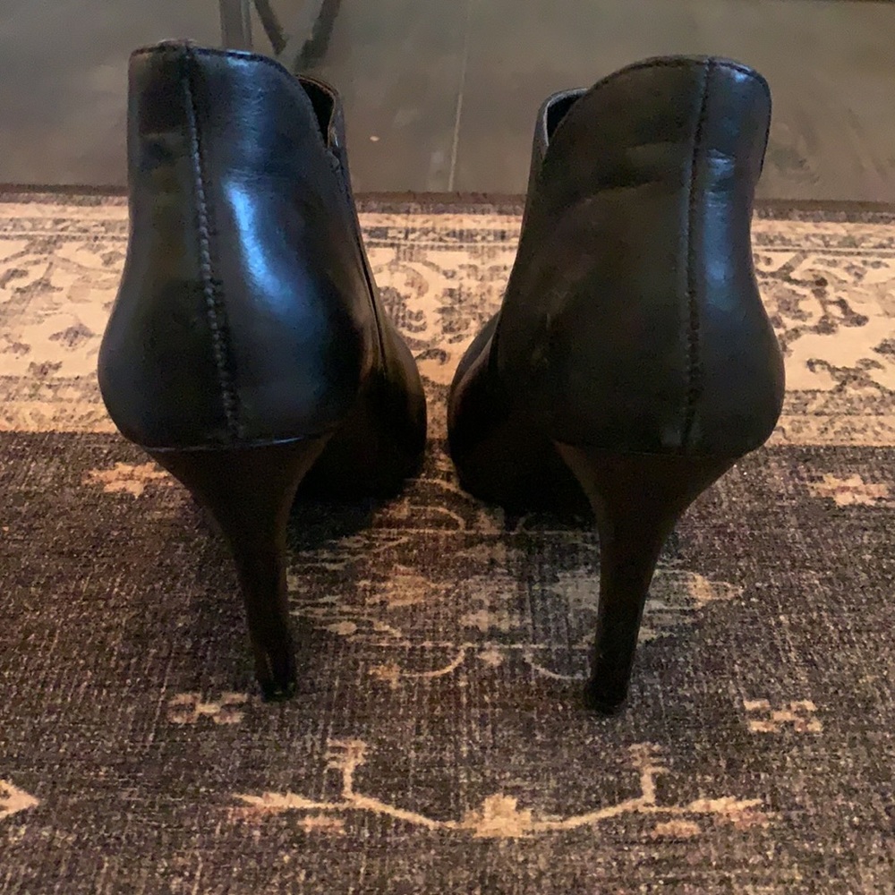 BCBGENERATION booties - Picture 5 of 6